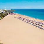 Gibshouses Hyde Park * 푸에르토 델 카르멘